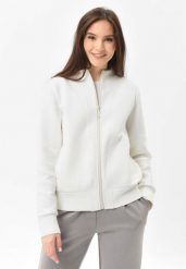 Bluza ze stójką B-YASMIN. Białe bluzy Volcano, l, bez wzorów, z bawełny, bez kaptura. Za 169.99 zł.