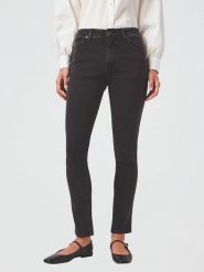 Wrangler Dżinsy - Slim fit - w kolorze czarnym rozmiar: W30/L32. Czarne jeansy Wrangler, l, z aplikacjami. Za 170.87 zł.