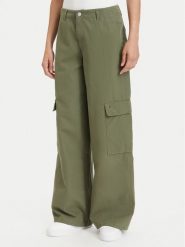 Tommy Jeans Spodnie cargo DW0DW22749 Zielony Wide Leg. Zielone szorty Tommy Jeans, bez wzorów, z jeansu. Za 449.99 zł.