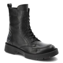 Czarne Botki Venezia Eleganckie Ocieplane Buty Damskie. Czarne botki Venezia, na zimę, bez wzorów, ze skóry, bez obcasa, na obcasie, bez zapięcia. Za 419.00 zł.