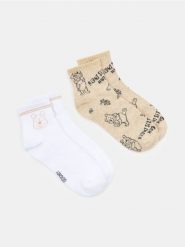 Skarpetki ze wzorem Winnie the Pooh 2 pack - wielobarwny. Skarpety Sinsay, bez wzorów. Za 12.99 zł.