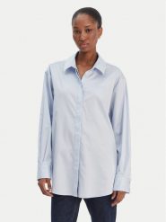 Guess Koszula W6RH57 WAF10 Błękitny Oversize. Niebieskie koszule Guess, xl, z aplikacjami, z bawełny, bez kołnierzyka, bez ramiączek. Za 399.99 zł.