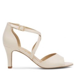 Sandały Clara Barson. Brązowe sandały Clara Barson, bez wzorów, bez obcasa, na szpilce, bez zapięcia. Za 129.99 zł.