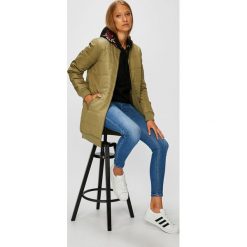 Roxy - Kurtka. Brązowe kurtki Roxy, m, bez wzorów, z materiału, bez kaptura. W wyprzedaży za 469.90 zł.