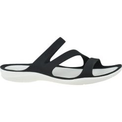 Klapki damskie Crocs Swiftwater Sandal W. Czarne klapki Crocs, bez wzorów, z materiału, bez obcasa. Za 196.00 zł.