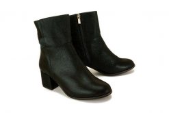LANQIER 43C768 zielony brokat, botki damskie. Zielone botki Lanqier, na zimę, bez wzorów, z polaru, bez obcasa, na obcasie, bez zapięcia. Za 495.00 zł.
