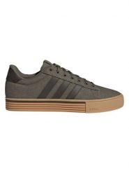 Adidas Sneakersy "Daily 4.0" w kolorze khaki rozmiar: 46 2/3. Brązowe trampki Adidas, bez wzorów, bez zapięcia. Za 195.99 zł.