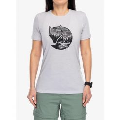 Koszulka z nadrukiem damska Fjallraven Abisko Wool Fox SS. Fioletowe bluzki Fjällräven, bez wzorów, sportowe, bez kołnierzyka, bez ramiączek. Za 337.69 zł.