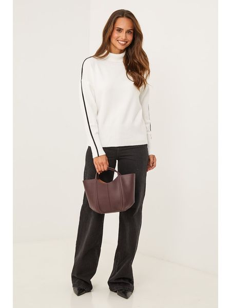 Soft Cashmere Golf w kolorze białym rozmiar: 38/40. Białe golfy Soft Cashmere, bez wzorów, bez ramiączek. Za 113.63 zł.