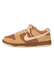Nike Skórzane sneakersy "Dunk Low Reverse" w kolorze jasnobrązowym rozmiar: 38,5. Brązowe trampki Nike, bez wzorów, z materiału, bez zapięcia. Za 325.79 zł.