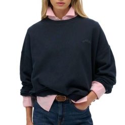 Bluza damska Superdry Essential Logo Gd. Czarne bluzy Superdry, bez wzorów, bez kaptura. Za 288.40 zł.