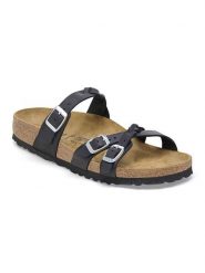 Birkenstock Skórzane klapki "Arizona" w kolorze czarnym rozmiar: 39. Czarne klapki Birkenstock, bez wzorów, z otwartym noskiem, bez obcasa. Za 482.03 zł.
