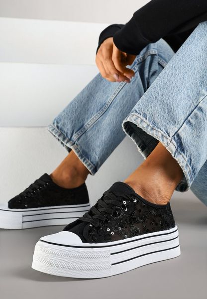 Czarne Trampki Vices z Siateczki z Cekinami na Grubej Podeszwie Telanila. Czarne trampki Renee, bez wzorów, z jeansu, bez zapięcia. Za 79.99 zł.