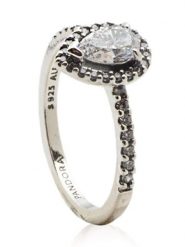 Pandora Srebrny pierścionek z kryształami rozmiar: 58. Szare pierścionki Pandora, z kryształem, srebrne. Za 295.99 zł.