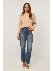 Soft Cashmere Sweter w kolorze beżowym rozmiar: 38/40. Brązowe swetry Soft Cashmere, bez wzorów, prążkowane, bez ramiączek. Za 147.91 zł.