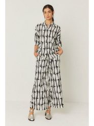 SKFK Bluzka "Eukene" w kolorze kremowo-antracytowym rozmiar: M. Brązowe bluzki SKFK, m, bez wzorów, z wiskozy, bez kołnierzyka, bez ramiączek. Za 208.99 zł.