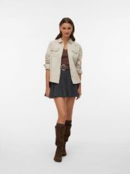 Vero Moda Bluzka w kolorze kremowym rozmiar: M. Brązowe bluzki Vero Moda, m, bez wzorów, z bawełny, bez kołnierzyka, bez ramiączek. Za 86.99 zł.