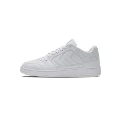 Trenerzy Hummel ST.Power Play. Białe obuwie sportowe Hummel, bez zapięcia. Za 289.50 zł.
