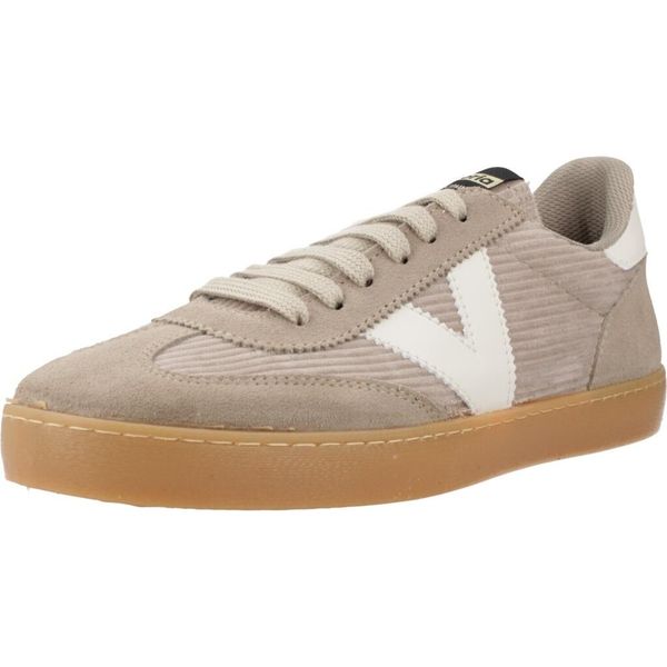 Buty VICTORIA 1126220V BERLIN Beżowy. Brązowe trekkingi VICTORIA, z materiału, trekkingowe. Za 319.99 zł.