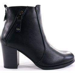 BOTKI DAMSKIE TS SHFN03 CZA. Botki T.Sokolski, bez wzorów, z futra, bez obcasa, bez zapięcia. Za 109.00 zł.