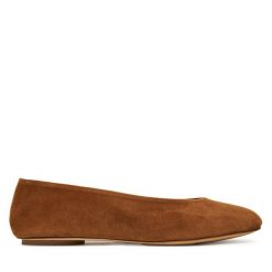 Baleriny Weekend Max Mara. Brązowe baleriny Weekend Max Mara, bez wzorów, bez obcasa. Za 1,449.00 zł.