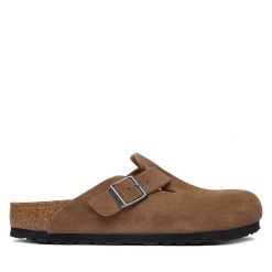 Klapki Birkenstock. Brązowe klapki Birkenstock, bez wzorów, bez obcasa. Za 694.99 zł.
