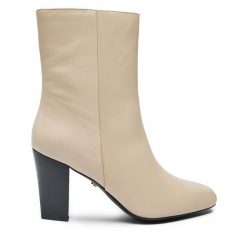 Botki Gino Rossi. Botki Gino Rossi, bez wzorów, bez obcasa, na słupku, bez zapięcia. Za 379.99 zł.
