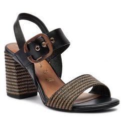Sandały Tamaris. Czarne sandały Tamaris, bez wzorów, bez obcasa, na słupku, bez zapięcia. Za 349.99 zł.