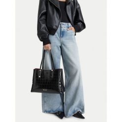 Torebka Nine West. Czarne torebki klasyczne Nine West, bez wzorów, bez dodatków. Za 329.99 zł.
