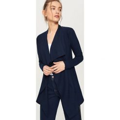Kardigan z kaskadowym kołnierzem - Granatowy. Niebieskie kardigany Reserved, m, bez wzorów. Za 59.99 zł.
