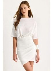 Bianco Lucci Sukienka w kolorze białym rozmiar: L. Białe sukienki Bianco Lucci, l, bez wzorów, z bawełny, bez kołnierzyka, bez ramiączek, mini. Za 137.95 zł.