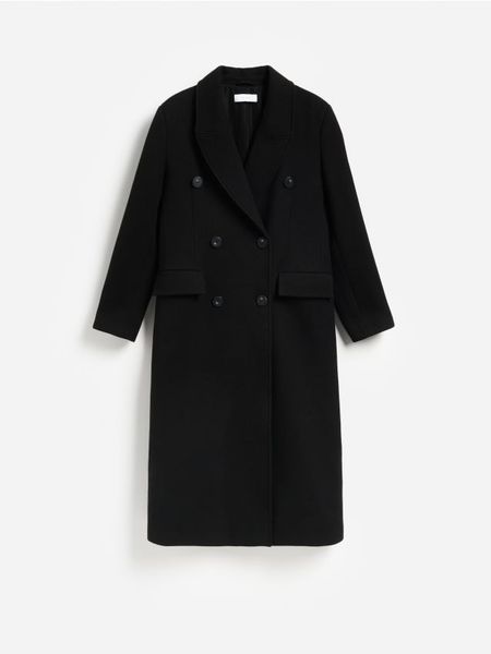 Dwurzędowy płaszcz - czarny. Czarne płaszcze Reserved, l, bez wzorów, z tkaniny, bez kaptura. Za 359.99 zł.