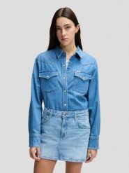 DAMSKA KOSZULA JEANSOWA LEE REGULAR WESTERN SHIRT DYE STAR 112378745. Koszule Lee, s, bez wzorów, z jeansu, retro, bez kołnierzyka, bez ramiączek. Za 149.99 zł.