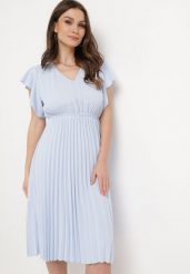 Jasnoniebieska Sukienka Rozkloszowana Midi z Plisowanym Dołem Sabara. Niebieskie sukienki Born2be, na co dzień, l, bez wzorów, bez kołnierzyka, bez ramiączek, midi, plisowane. Za 44.99 zł.