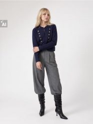 Kardigan z ozdobnymi guzikami, z wiskozą - granatowy. Niebieskie kardigany Sinsay, l, bez wzorów, z wiskozy. Za 79.99 zł.