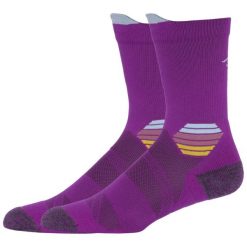 Skarpetki sportowe dla dorosłych Fujitrail Run Crew Sock. Fioletowe skarpety Asics, bez wzorów, z elastanu. Za 59.99 zł.