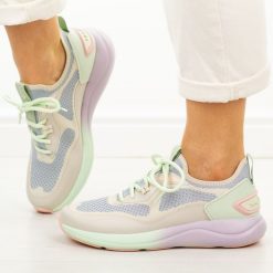 Sportowe Wt buty damskie McArthur Ma256w. Brązowe obuwie sportowe McArthur, na lato, z dresówki, bez zapięcia, trekkingowe. Za 229.00 zł.