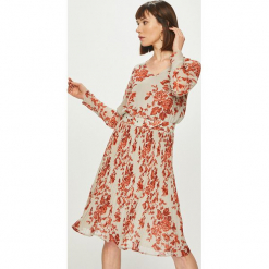 Pepe Jeans - Sukienka Natasha. Sukienki Pepe Jeans, na co dzień, l, bez wzorów, z jeansu, casualowe, bez kołnierzyka, bez ramiączek, maxi, proste. W wyprzedaży za 319.90 zł.