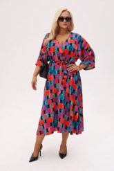 Sukienka Noelia - Fiesta - w żywy miks turkusu, czerwieni i fioletu w kulistym wzorze PLUS SIZE XXL OVERSIZE. Czerwone sukienki Moda Size Plus Iwanek, do pracy, na lato, plus size, bez wzorów, z materiału, biznesowe, bez kołnierzyka, plus size, bez ramiączek, mini, oversize. Za 349.90 zł.