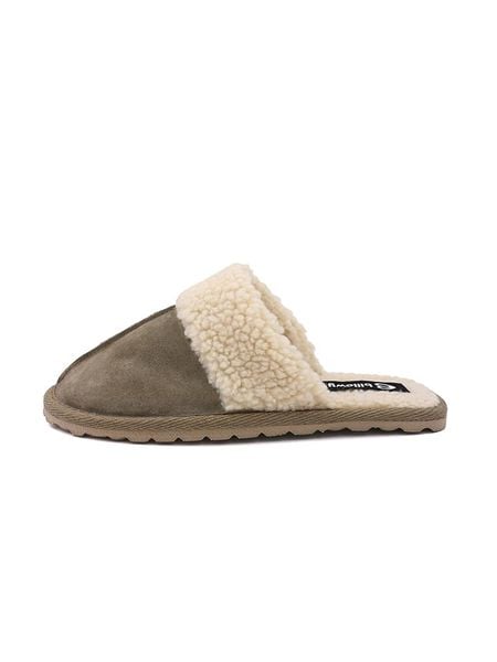 Billowy Skórzane kapcie w kolorze khaki rozmiar: 38. Brązowe obuwie domowe Billowy, bez wzorów, bez zapięcia. Za 170.47 zł.