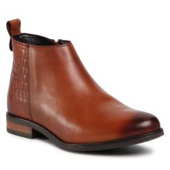 Botki Lasocki. Brązowe botki Lasocki, bez wzorów, bez obcasa, na płaskiej podeszwie, bez zapięcia. Za 102.99 zł.