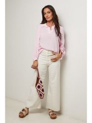 Le Monde du Lin Bluzka w kolorze jasnoróżowym rozmiar: 40/42. Różowe bluzki Le Monde du Lin, bez wzorów, z bawełny, bez kołnierzyka, bez ramiączek. Za 121.99 zł.