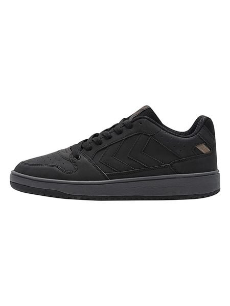 Hummel Sneakersy "St. Power Play" w kolorze czarnym rozmiar: 39. Czarne trampki Hummel, bez wzorów, bez zapięcia. Za 122.38 zł.