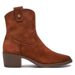 Kowbojki Caprice. Brązowe botki Caprice, bez wzorów, bez obcasa, na słupku, bez zapięcia. Za 429.99 zł.