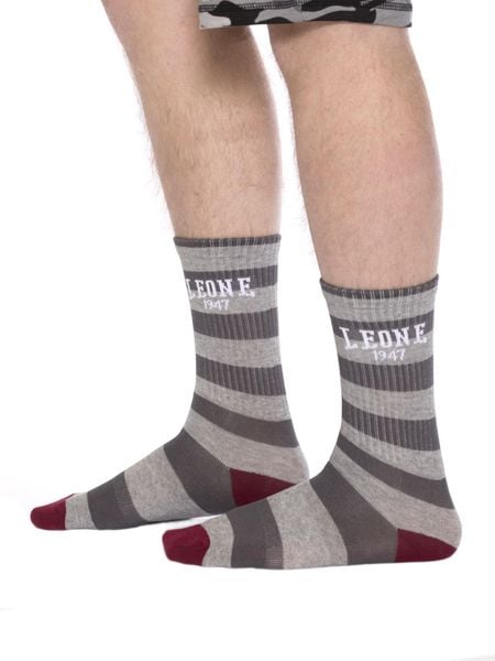 Leone 1947 Apparel Basic Stripes Unisex Skarpety sportowe. Brązowe skarpety LEONE 1947 APPAREL, bez wzorów, z żakardem. Za 16.80 zł.