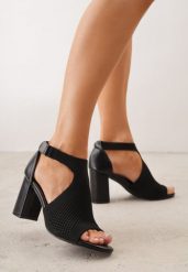 Czarne Sandały Soft Fit VICES na Obcasie w Stylu Botków z Elastyczną Ażurową Cholewką Comfort Omphopis. Czarne sandały Renee, w ażurowe wzory, z jeansu, bez obcasa, na obcasie, bez zapięcia. Za 129.99 zł.