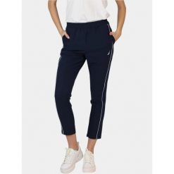Joggery damskie Nautica Hartley. Niebieskie spodnie materiałowe Nautica, na co dzień, xs, bez wzorów. Za 399.00 zł.