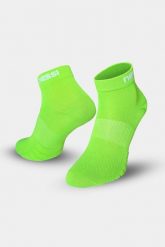 Bezszwowe skarpety oddychające Nessi Sportswear. Zielone skarpety NESSI SPORTSWEAR, bez wzorów, z bawełny. Za 59.90 zł.