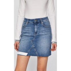 Silvian Heach - Spódnica. Niebieskie spódnice Silvian Heach, s, bez wzorów, z bawełny, klasyczne, mini, dopasowane. W wyprzedaży za 239.90 zł.