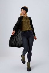 Luźny kardigan. Czarne kardigany MOODO, m, bez wzorów, ze splotem. W wyprzedaży za 79.99 zł.